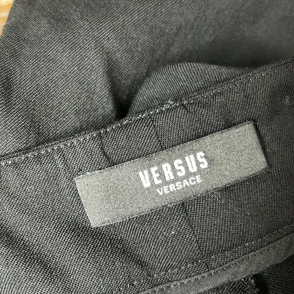 GIANNI VERSACE Black Loose Knee Length Cuffed Shorts 40 - Picture 5 of 9